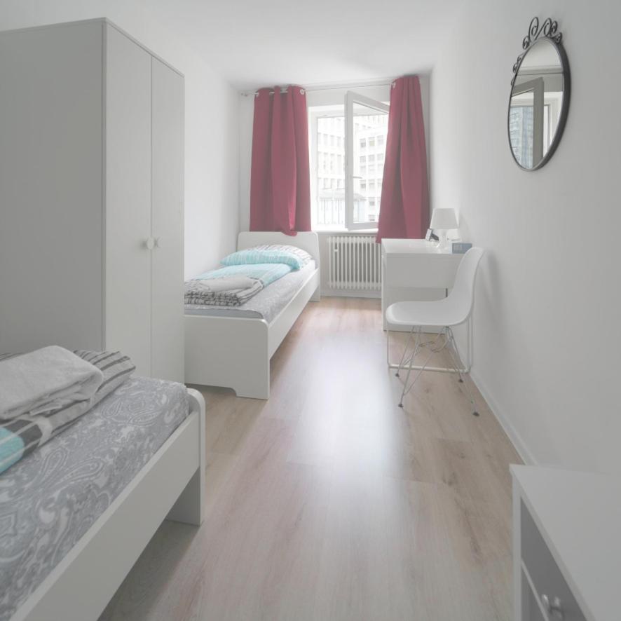Hotel Schoenes Helles Zimmer Direkt In Frankfurt City Nr 301 Fráncfort del Meno Exterior foto
